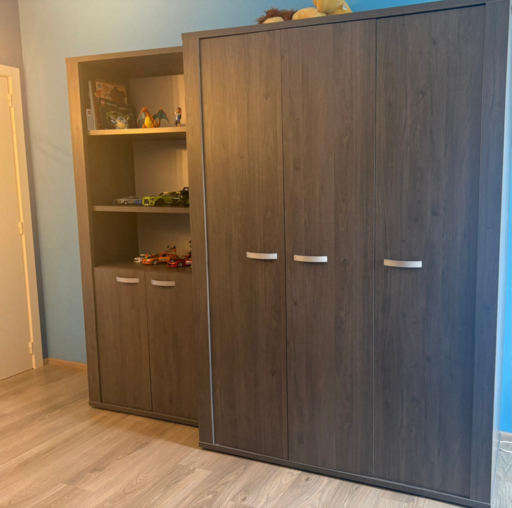 Slaapkamer, Huis en Inrichting, Kasten | Roldeurkasten en Archiefkasten, Ophalen, Zo goed als nieuw