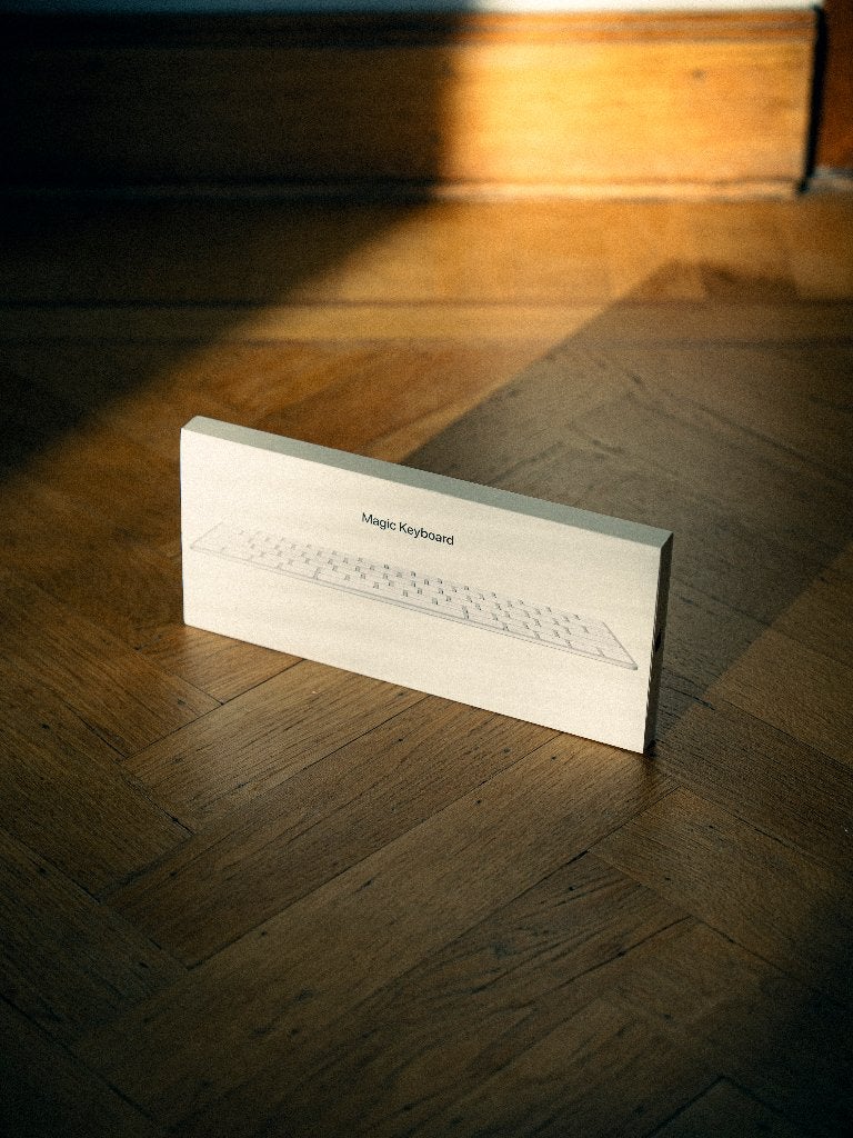 Apple draadloos toetsenbord, Computers en Software, Toetsenborden, Ophalen, Azerty, Zo goed als nieuw, Draadloos