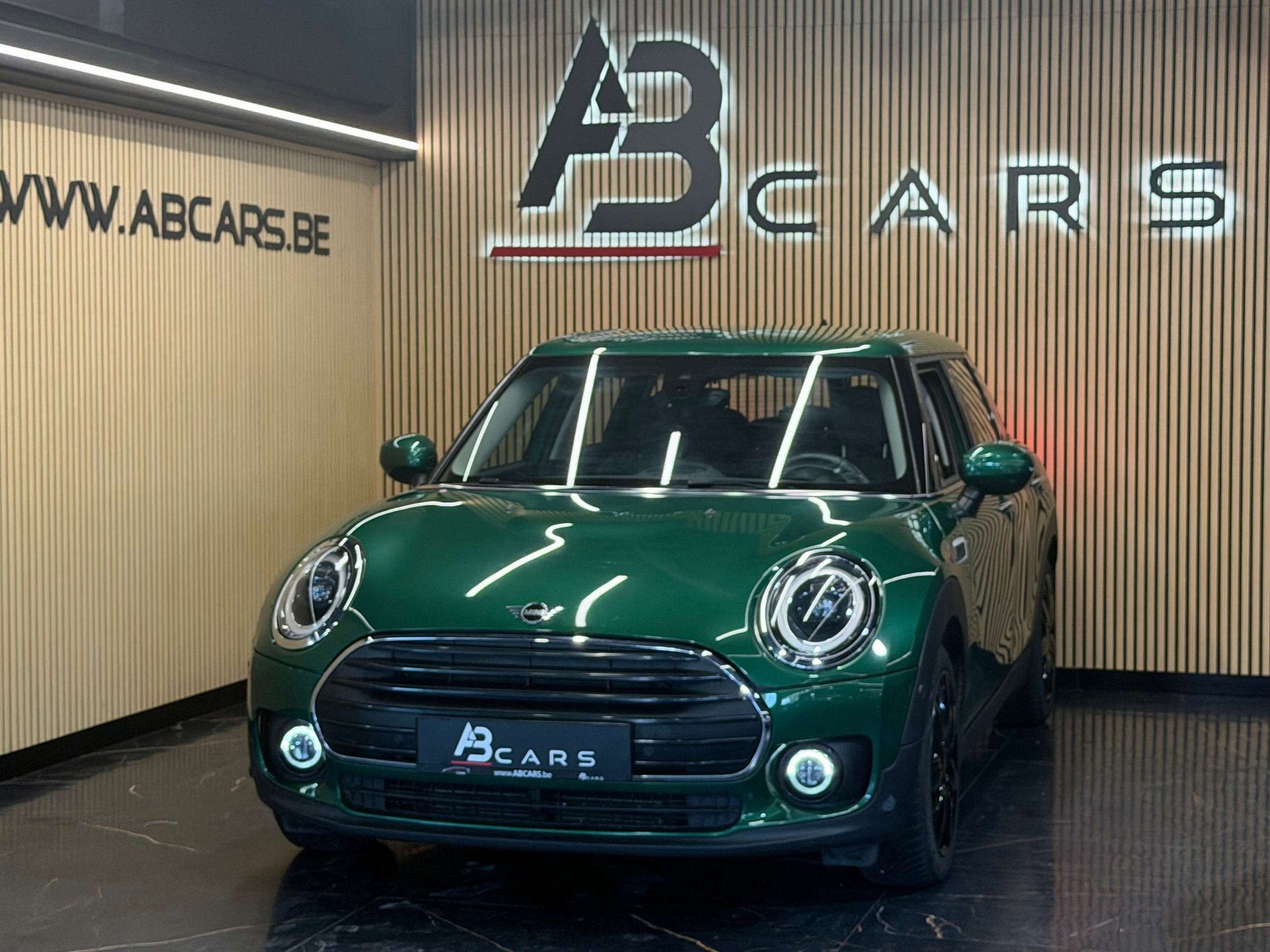 MINI Cooper D Clubman 2.0D * GARANTIE 12 MOIS * (bj 2021), Auto's, Mini, 4 cilinders, 110 g/km, Overige brandstoffen, Leder