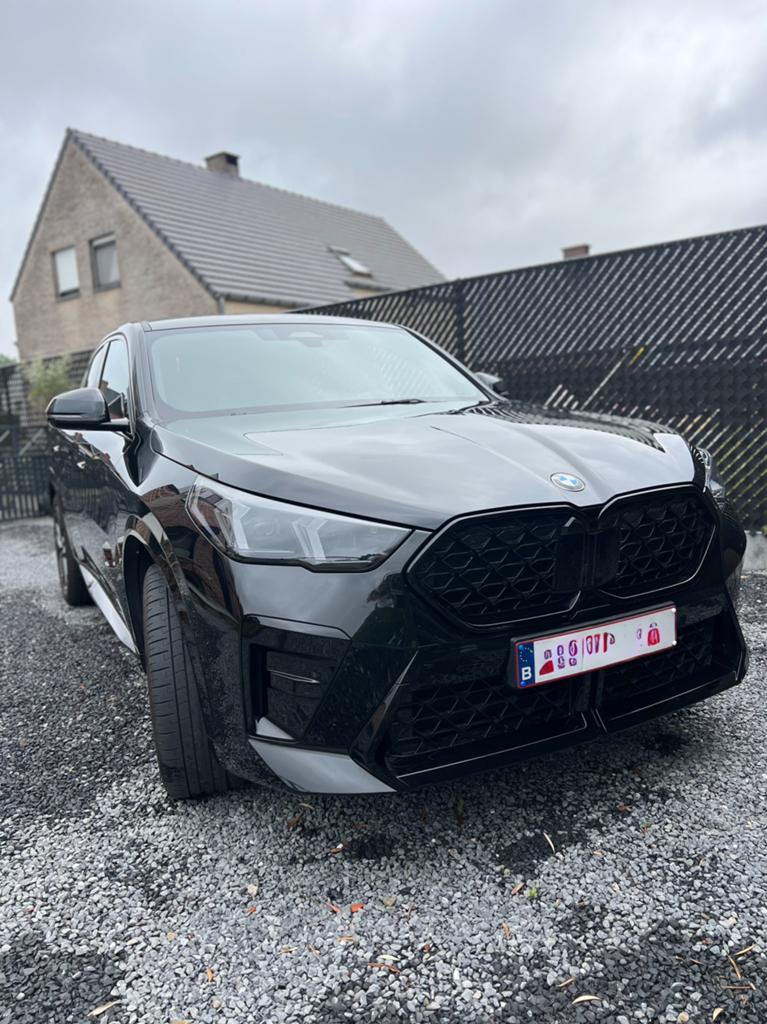 BMW X2 sDrive20i ,M Pakket, sportief, Zwart, Autos, BMW, Cuir et Alcantara, Achat, IX2, Carnet d'entretien