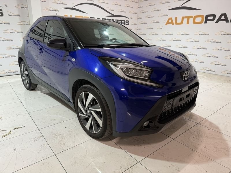 Toyota Aygo X VVT-i Air Envy, Auto's, Voorwielaandrijving, 4 zetels, Stof, Gebruikt