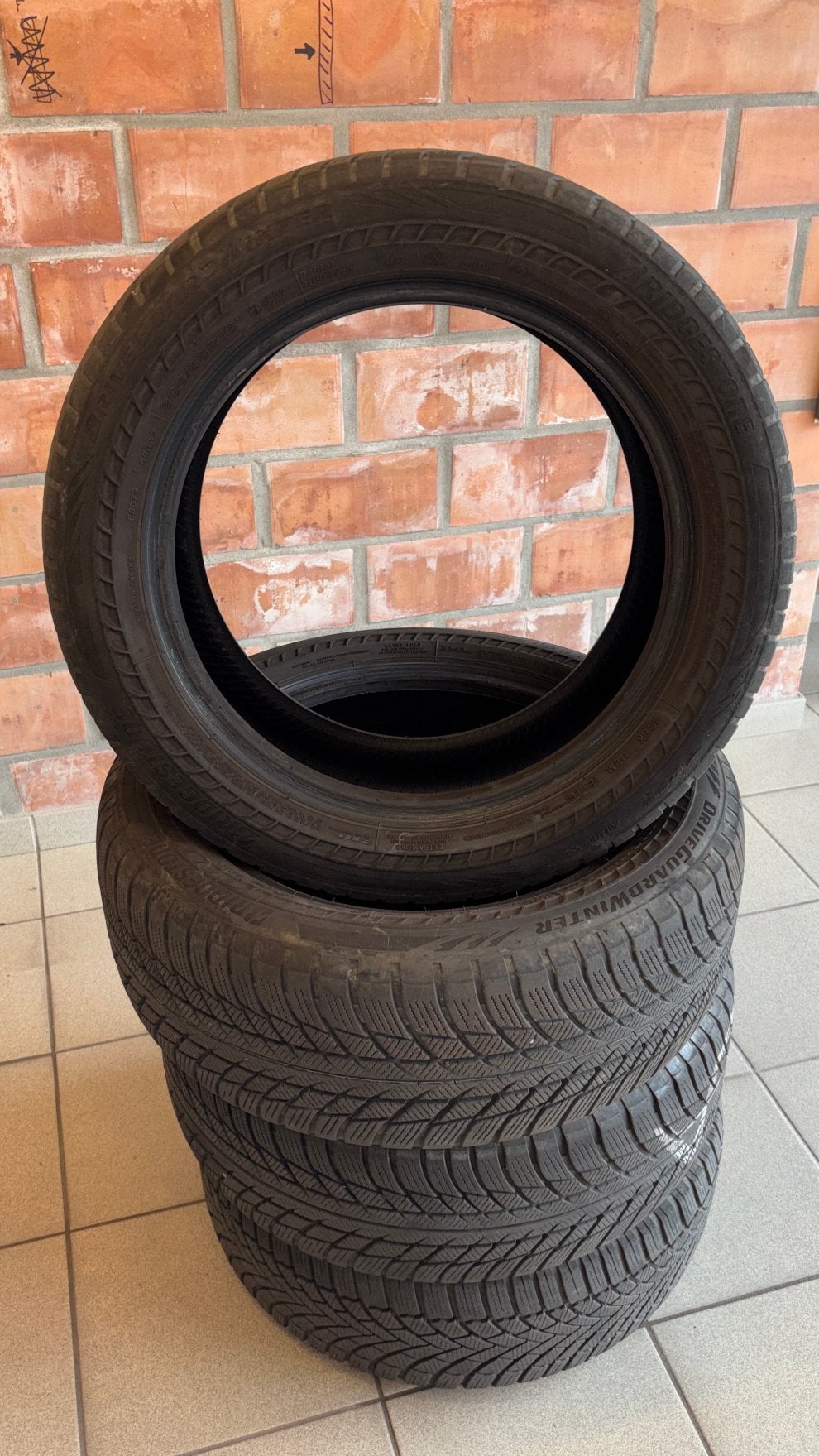 4x Bridgestone DriveGuard Winter Runflat – 205/55 R16 94V XL, Auto-onderdelen, Ophalen, Gebruikt, 16 inch, Band(en)