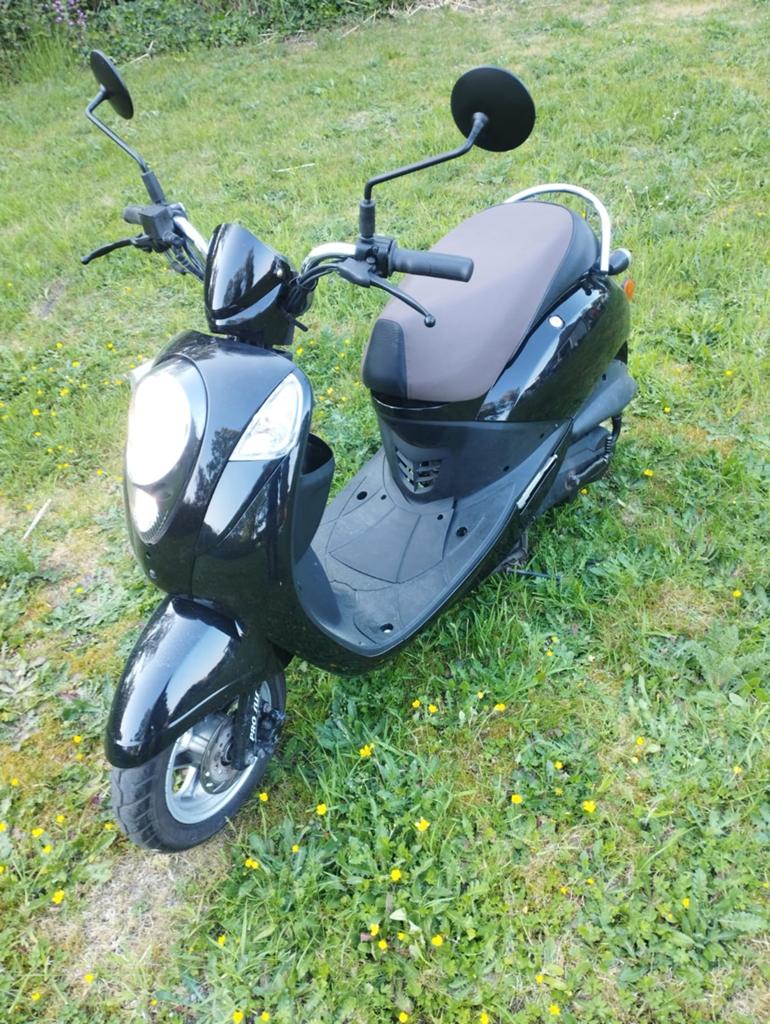 Mio 2016bj 4 temps 50cc classe B 3800 km, Vélos & Vélomoteurs, Mio, Comme neuf, Classe B (45 km/h), Enlèvement