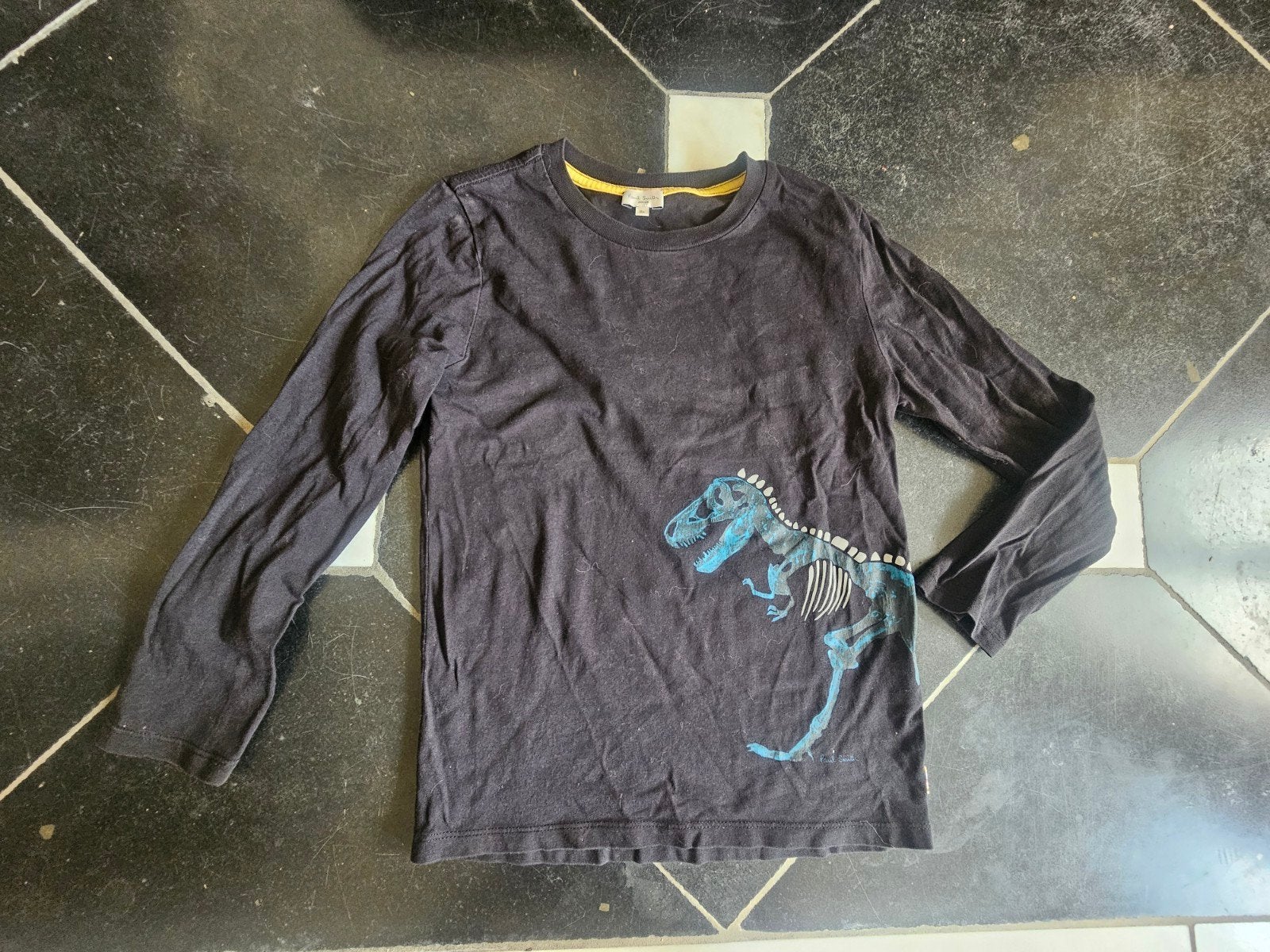 longsleeve P. SMITH + prachtige leuke print ook rug T128/8J, Kinderen en Baby's, Kinderkleding | Maat 128, Verzenden, Paul SMITH