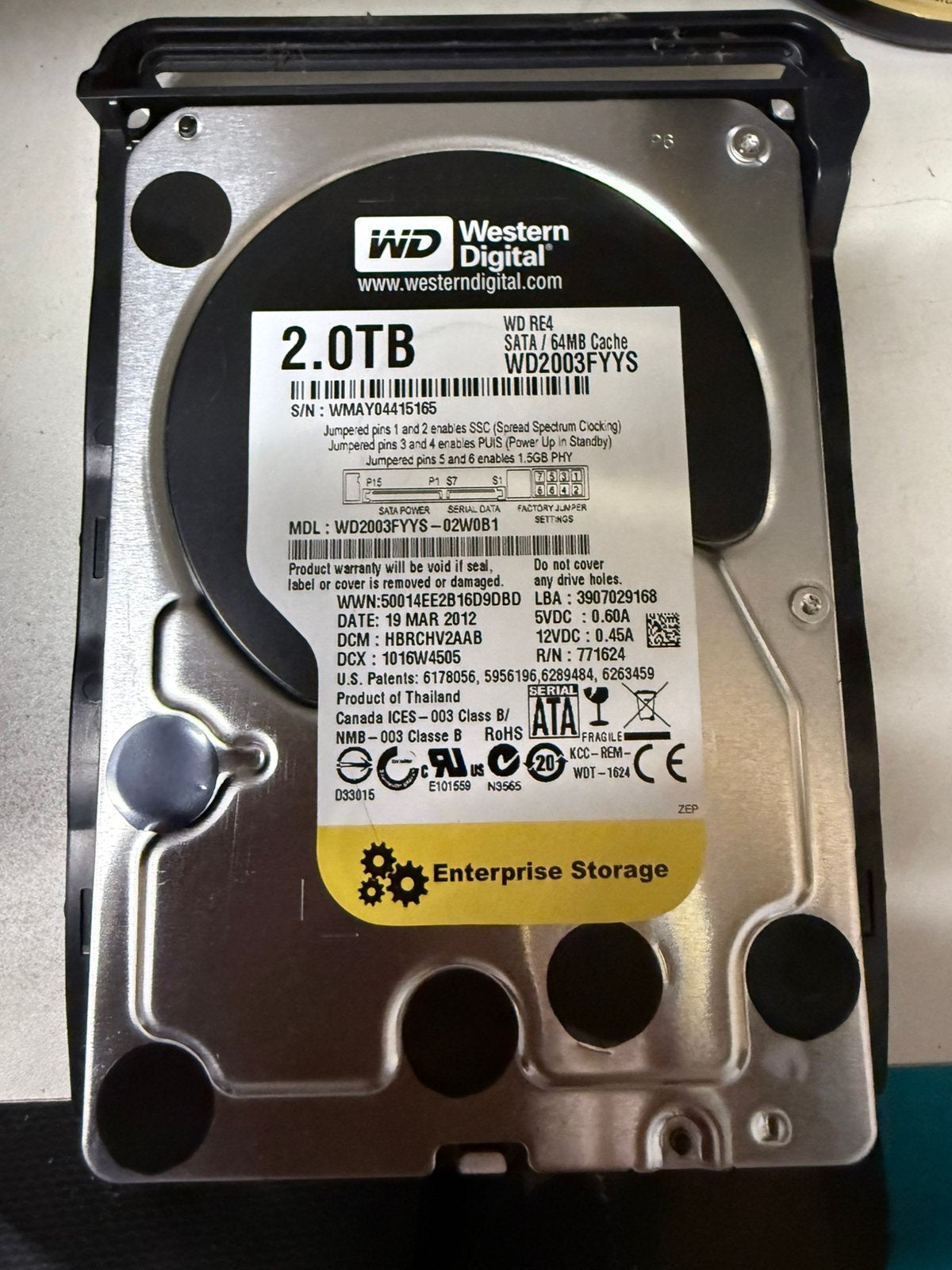 Harde schijven 2*2Tb, 1Tb, 500Gb, 300Gb, 250 Gb en 40Gb, Computers en Software, Harde schijven, Ophalen, Zo goed als nieuw
