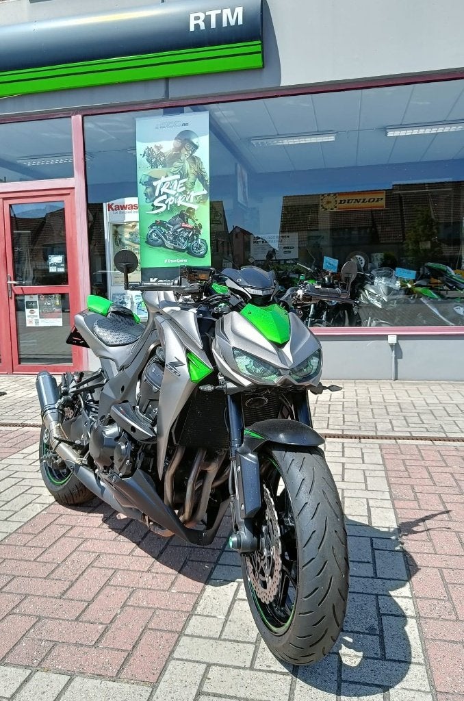 KAWASAKI Z1000, Motoren, Motoren | Kawasaki, 4 cilinders, Motorrijbewijs A, Meer dan 35 kW, Handgeschakeld