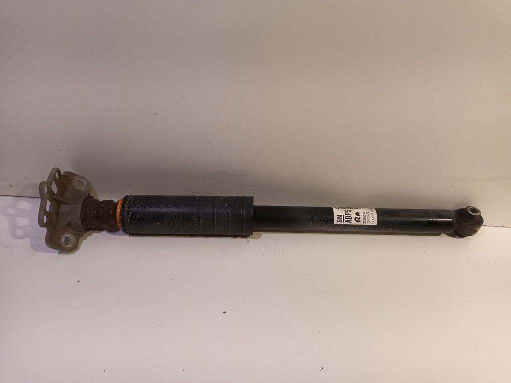 Schokbreker rechts achter Opel Corsa, Onderdelen@venauto.nl, Van der Ven Autorecycling B.V., Ettenseweg 76, 4706 PB Roosendaal, The Netherlands