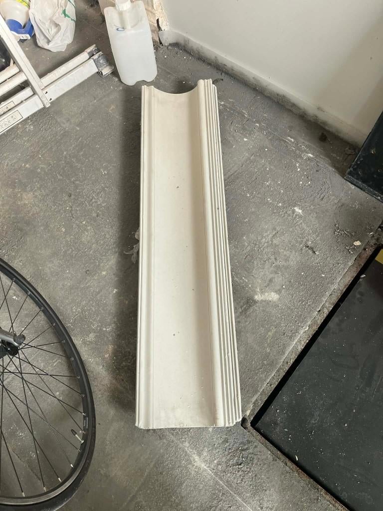Originele gipsen plafondlijst / sierlijst – 70 stuks, Doe-het-zelf en Bouw, Plinten en Afwerking, Ophalen, Overige materialen