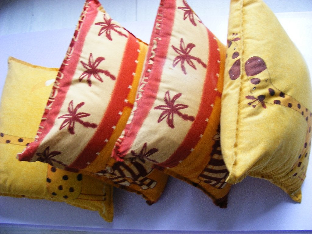 Set van 4 sierkussens., Huis en Inrichting, Ophalen, Inclusief binnenkussen, Vierkant, Oranje