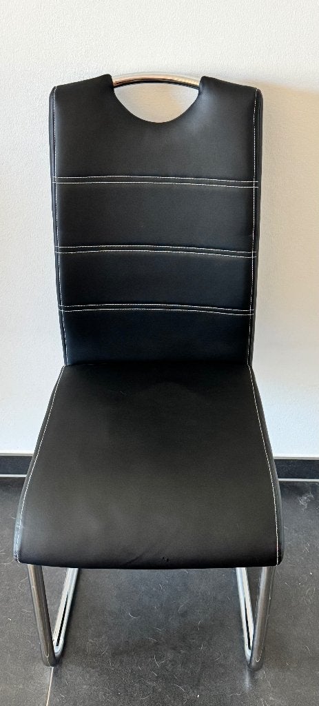 6 chaises – Bon état, Synthétique, Enlèvement, Cinq, Six Chaises ou plus, Utilisé