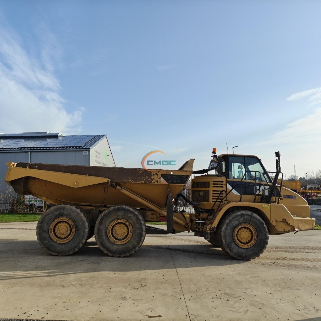 Caterpillar 725 - 2010 - 10409h - 24T - 15m³ - DU982, Enlèvement