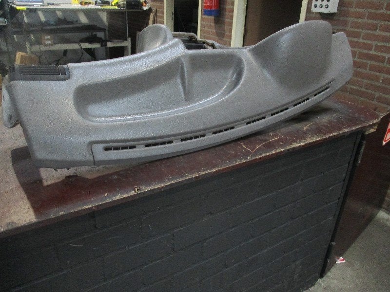 DASHBOARD Opel Astra F (53 / 54 / 58 / 59) (01-1991/12-1998), Auto-onderdelen, Gebruikt, Opel, Opel Automobile GmbH, Kontakt-opel@opel.com