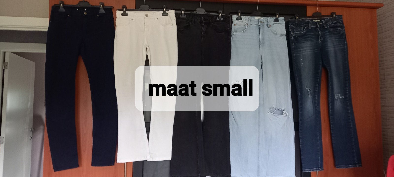 mooie broeken maat small, Kleding | Dames, Broeken en Pantalons, Ophalen of Verzenden