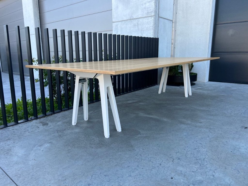 Table Vitra Joyn 300x140, Décoration d'intérieur, Enlèvement ou Envoi, Utilisé, Table