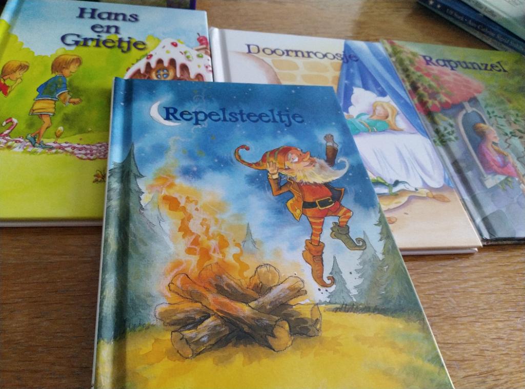 Kinderboeken mooiste sprookjes van de gebroeders Grimm, Ophalen, Zo goed als nieuw