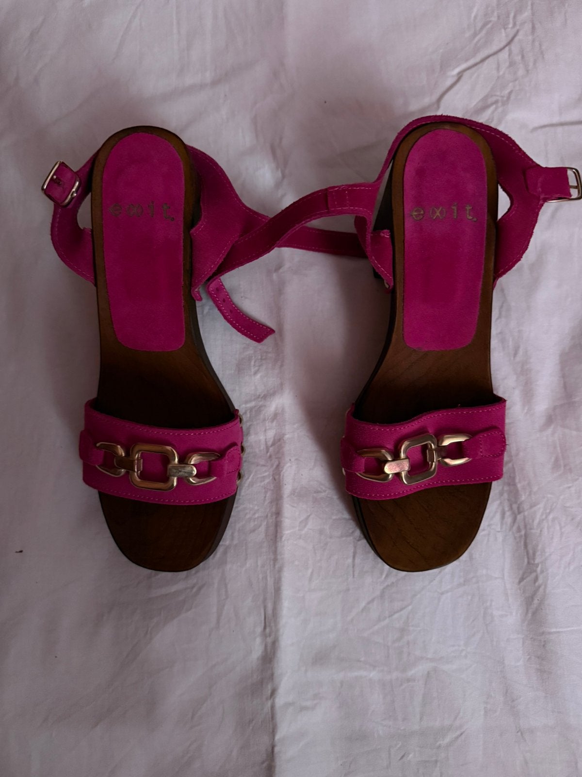 Exit sandales femme roses pointure 39, Vêtements | Femmes, Neuf, Rose, Enlèvement, Sandales et Mûles