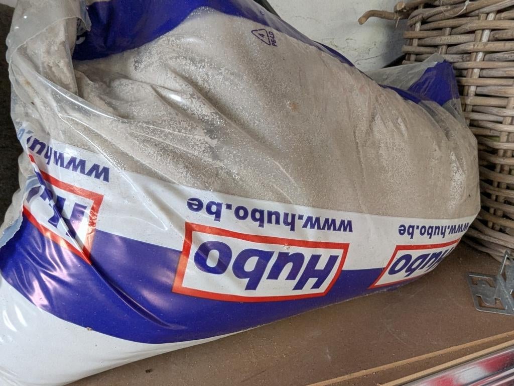 Hubo wit zand 25kg gesloten zak, Ophalen