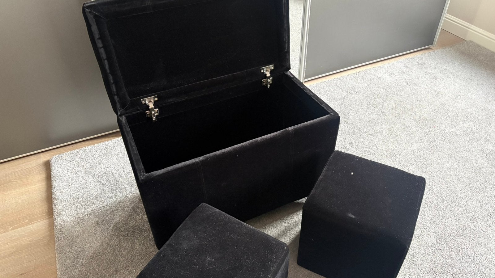 Banc de rangement avec 2 poufs, Enlèvement, Comme neuf