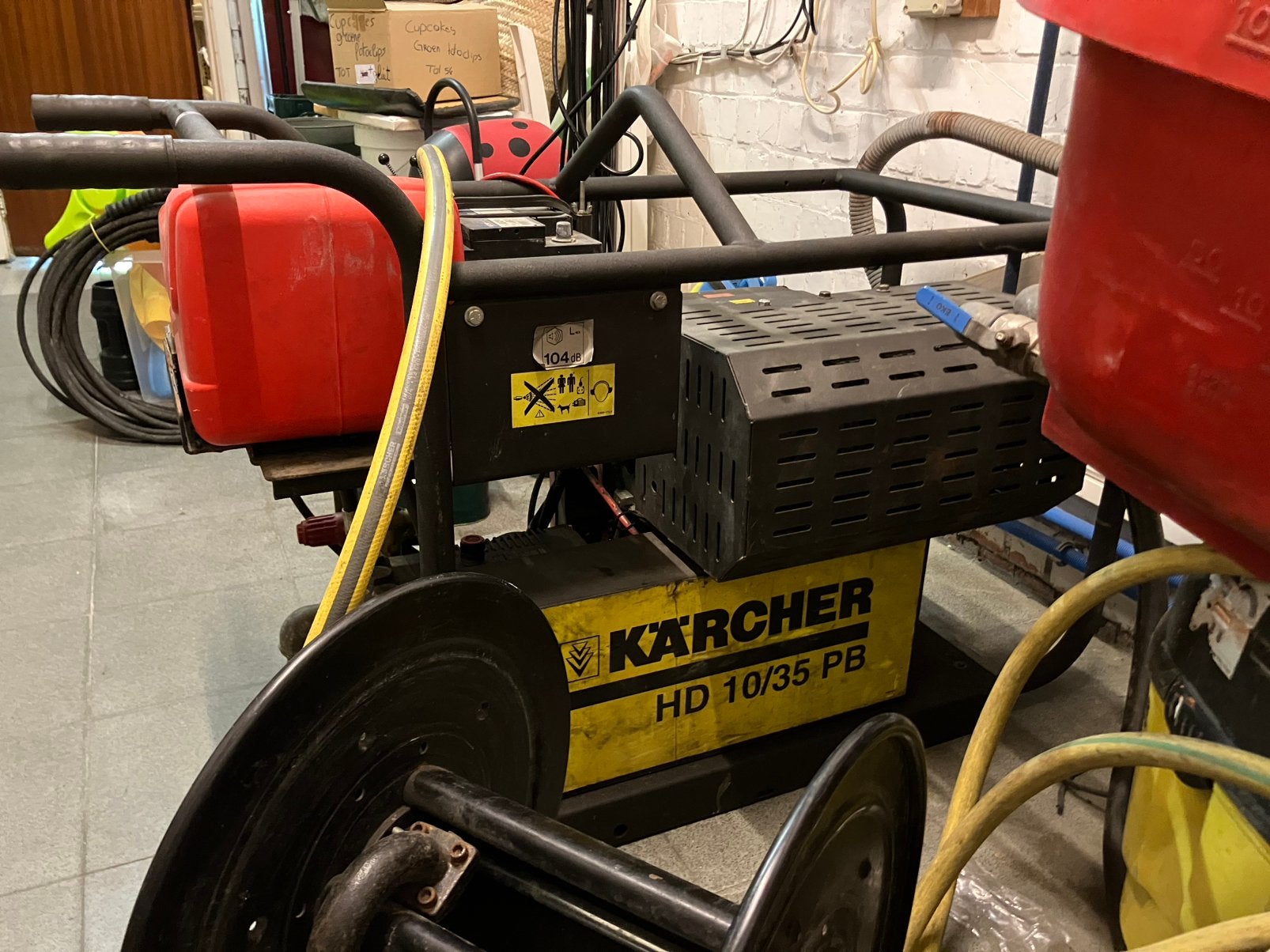 Karcher hd, 10/35pb met honda v-twin watervat en haspels., Ophalen, Zo goed als nieuw