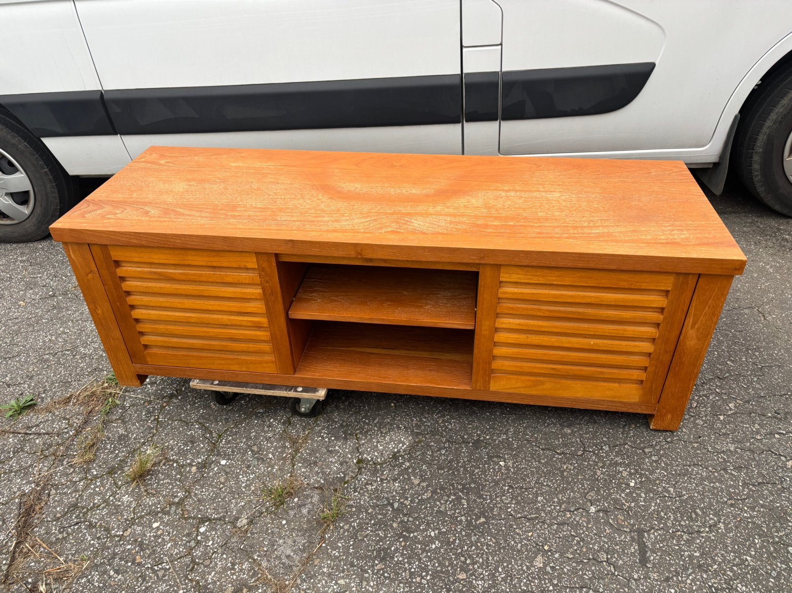 Tv- meubel in teak met 2 wandplanken, Huis en Inrichting, Ophalen, Gebruikt, 150 tot 200 cm, Teakhout
