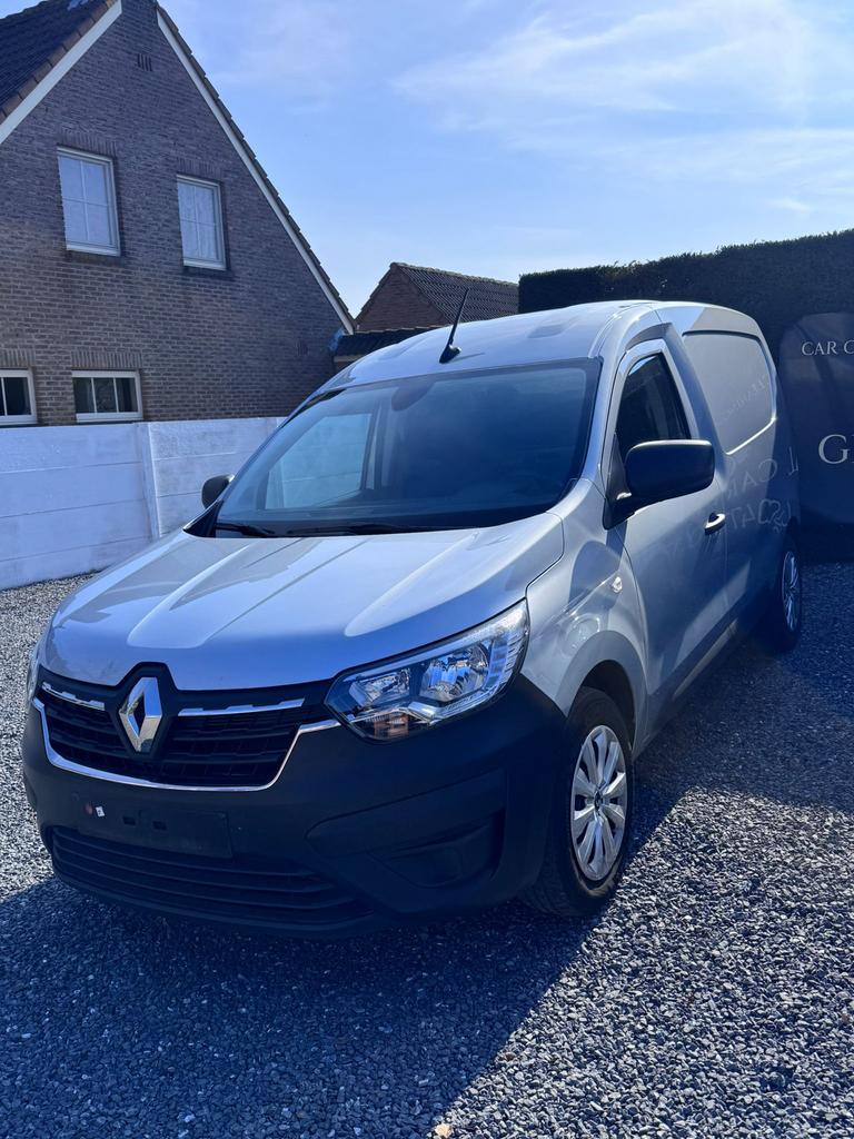 Renault Kangoo - 2022 - 3250 km, Autos, Camionnettes & Utilitaires, Argent ou Gris, Achat, Euro 6, Entreprise