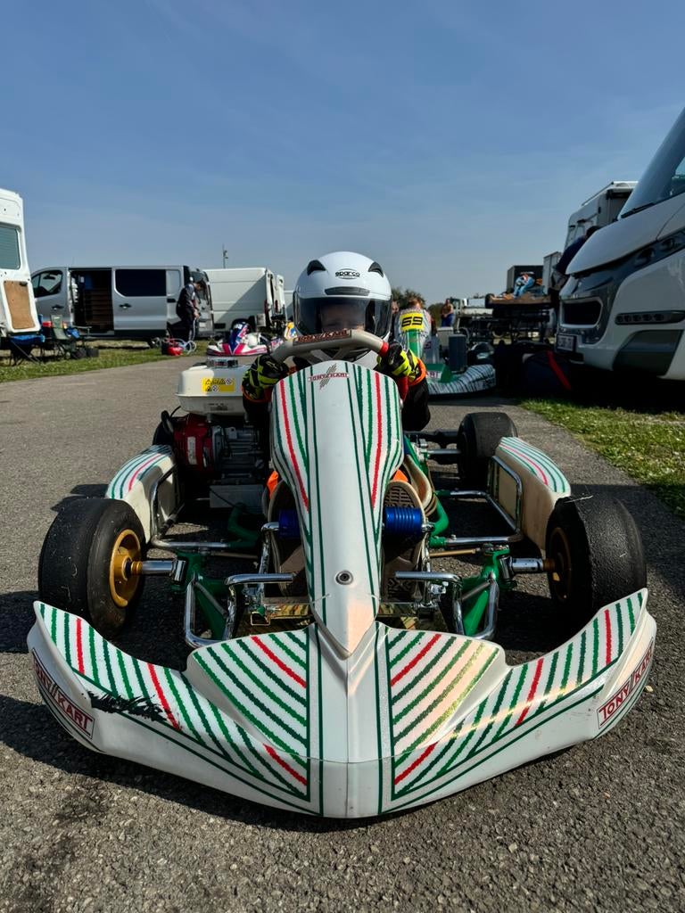 Tony kart met honda motor, Sport en Fitness, Karting, Ophalen, Gebruikt, Kart
