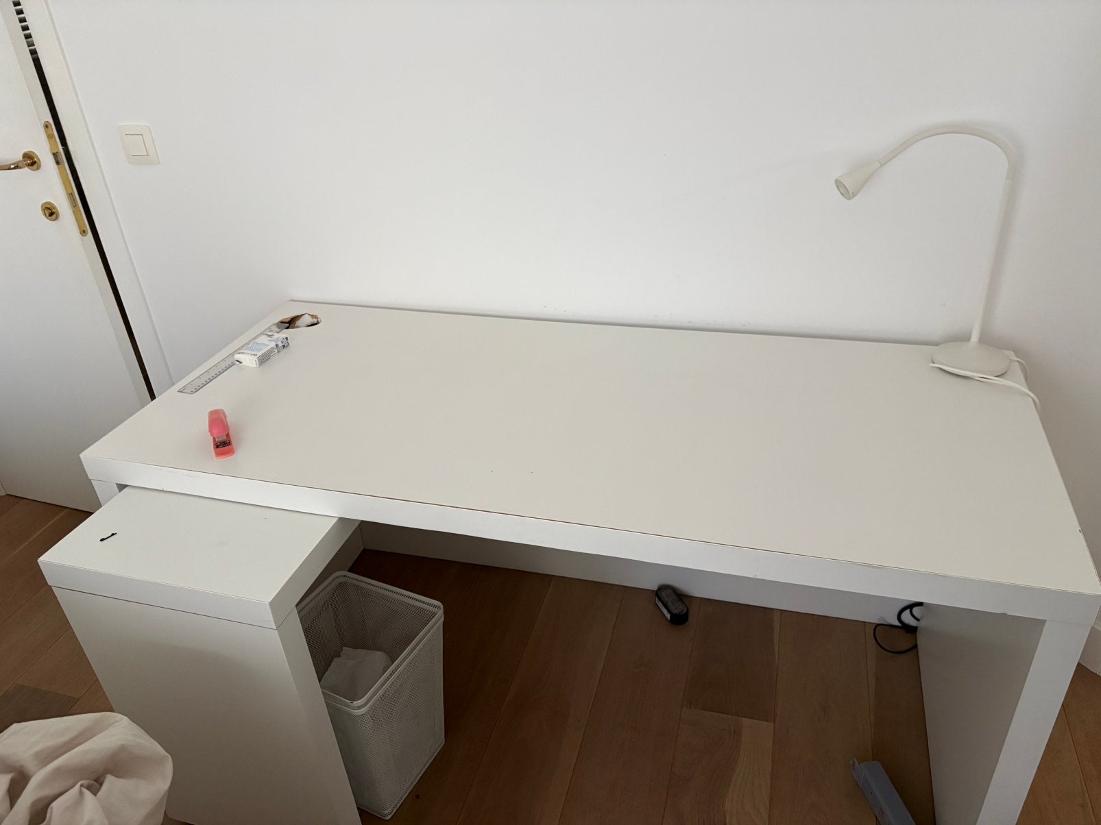 Bureau avec un coup 15 euros, Ophalen, Gebruikt