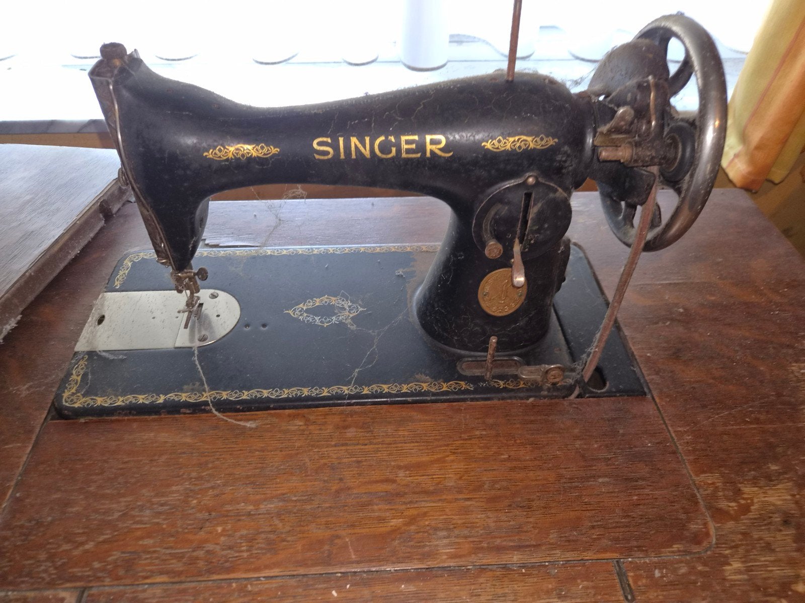 singer naaimachine op meubel, Antiek en Kunst, Ophalen