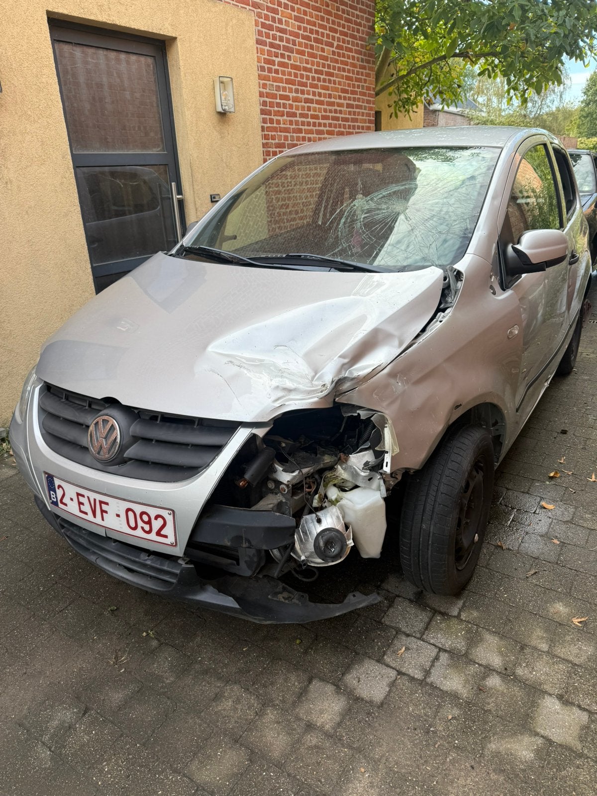 volkswagen FOX accident!! 1.2 benzine 19000km, Auto's, Voorwielaandrijving, Stof, Handgeschakeld, Grijs