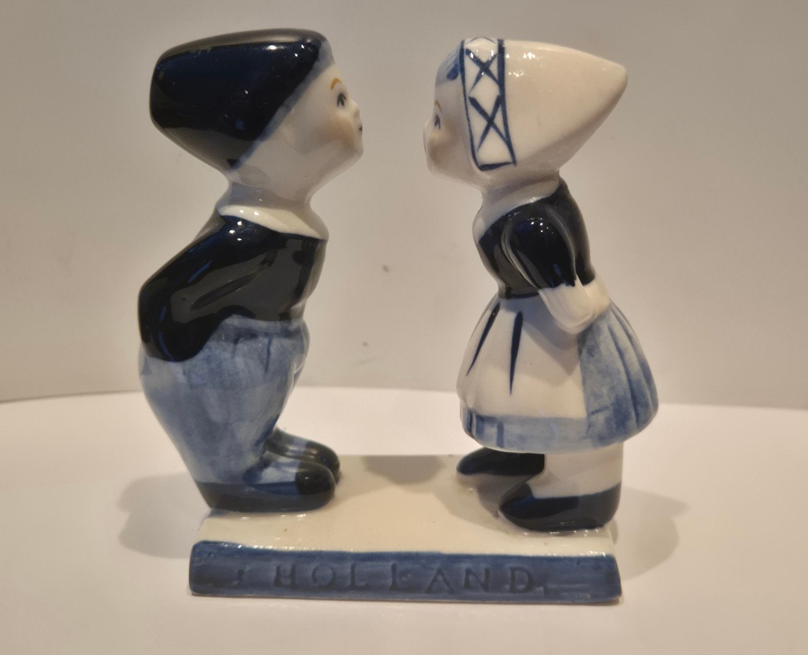 Vintage handbeschilderd beeldje Holland jongen en meisje – b, Enlèvement ou Envoi