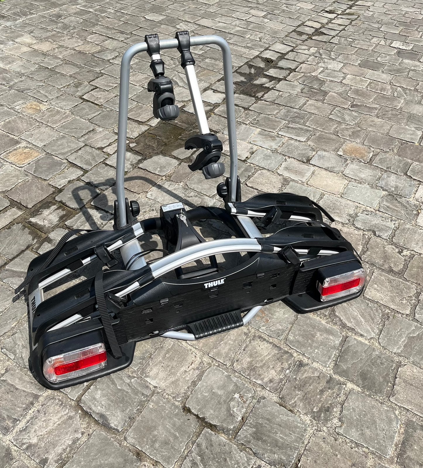 Porte vélos Thule Euroway 921 2 vélos, Autos : Divers, Porte-vélos, Enlèvement, 2 vélos, Utilisé
