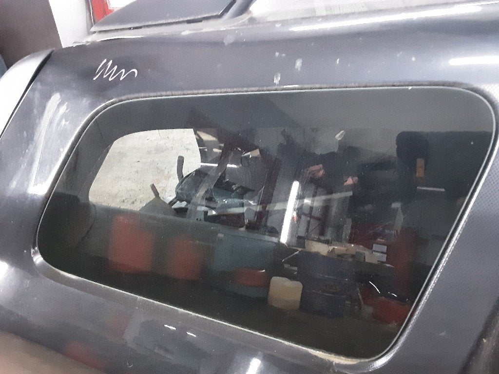 VITRE LATERALE ARRIÈRE DROIT Dacia, Autos : Pièces & Accessoires, Vitres & Accessoires, Dacia, Mevr. I. Hauben, Utilisé, Rue de l'Espoir 34 34
4030  GRIVEGNÉE, BE