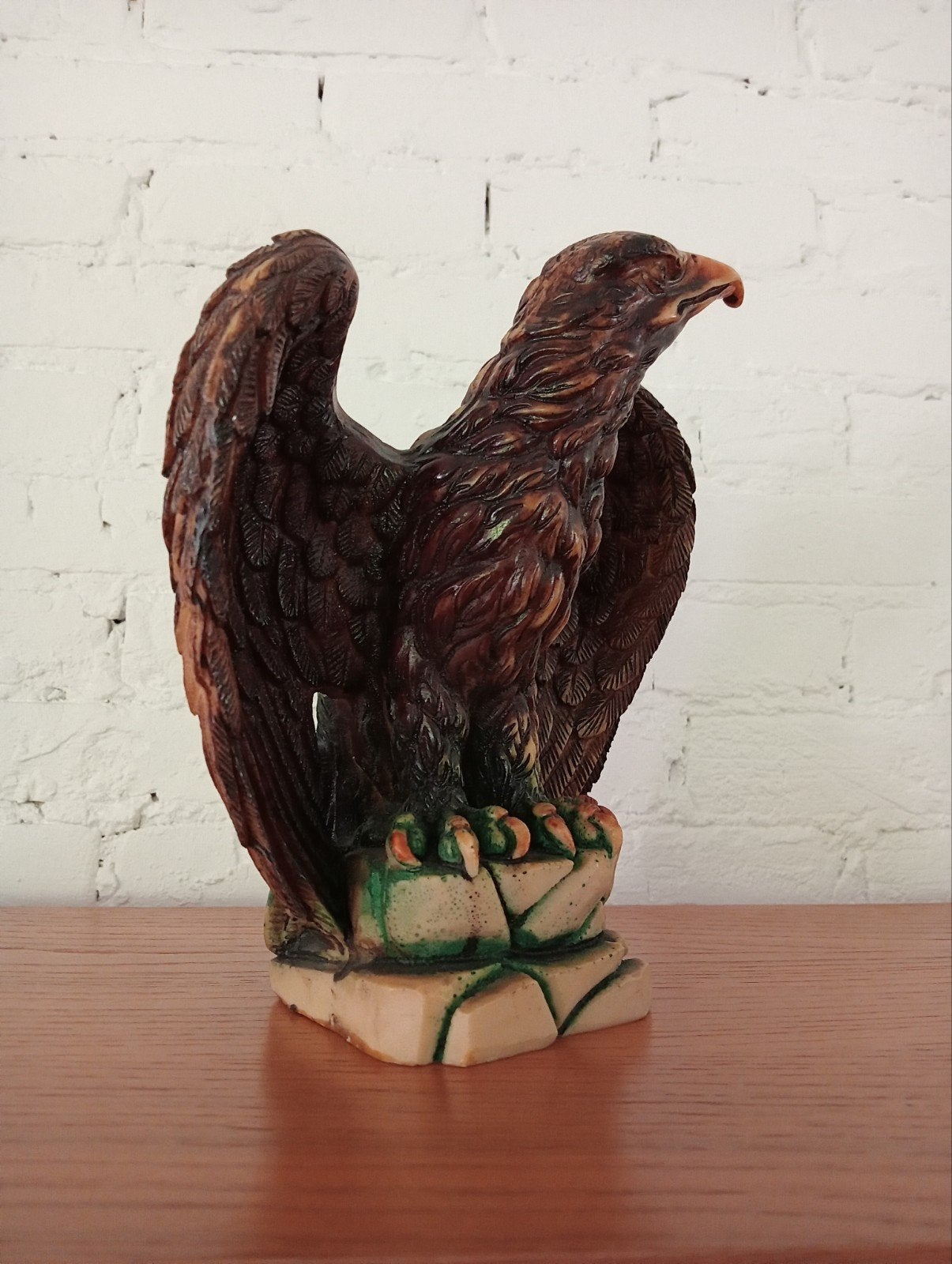 Arend., Antiek en Kunst, Ophalen, Kunststof, 20 - 50 cm, Beeld