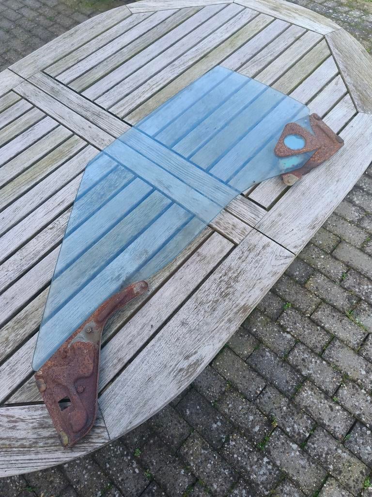 Toyota Ta28 Ra28 bestuurders-ruit, Enlèvement