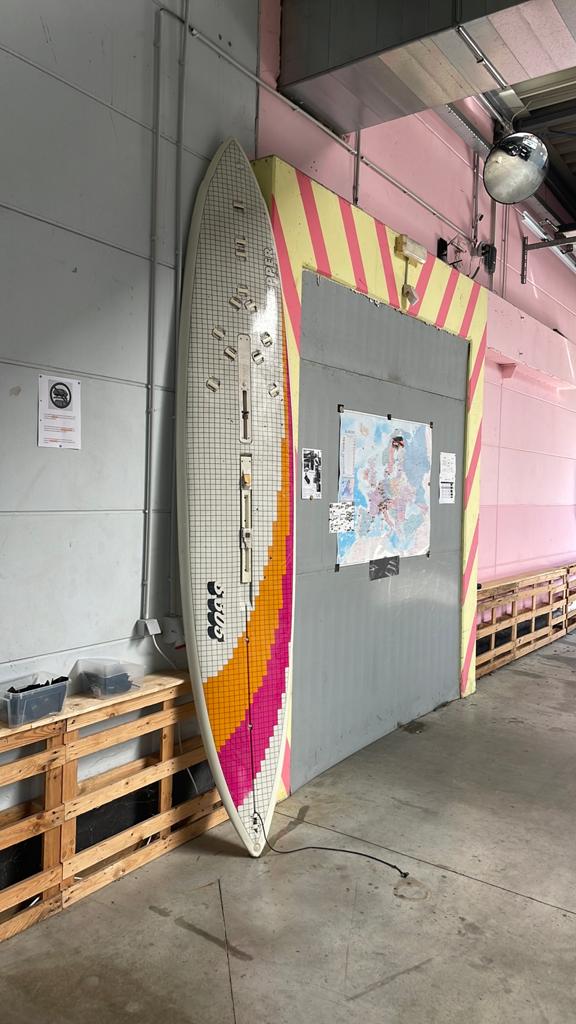 Surfboard - klepper s305 - uit 1984 - decoratie, Ophalen, Gebruikt