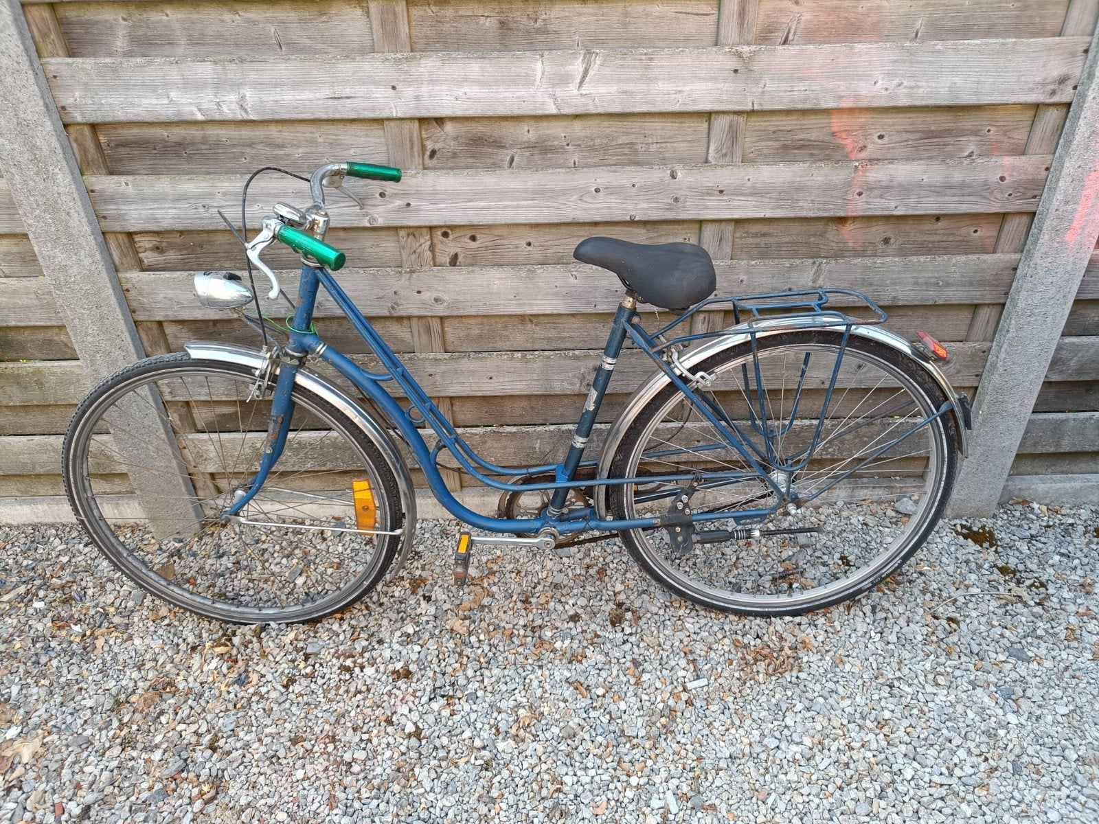 oude damesfiets, Vélos & Vélomoteurs, Vélos | Femmes | Vélos grand-mère, Enlèvement, Utilisé, Frein sur jante, Frein à main