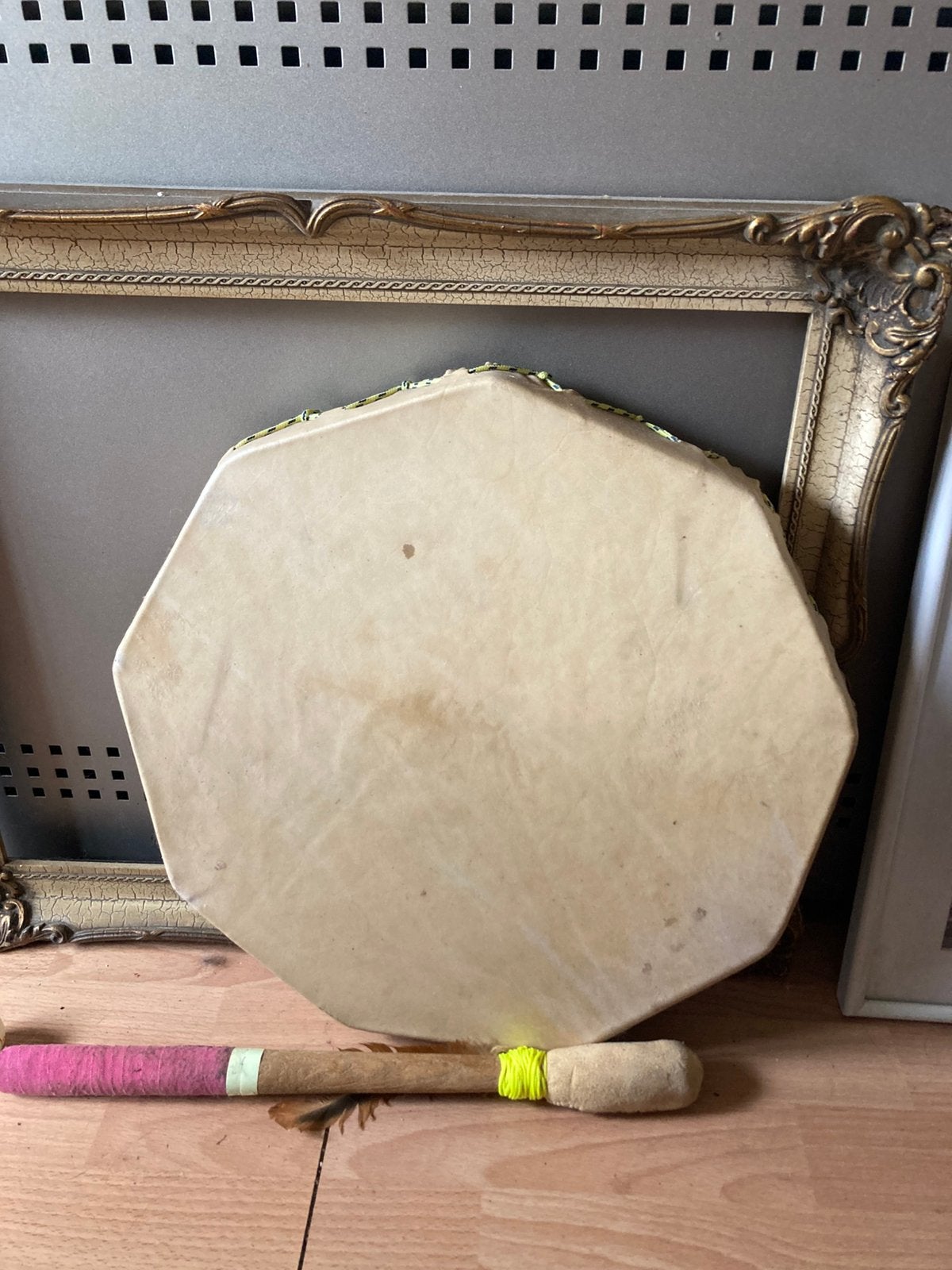 Sjamanen drum 40 cm op 6 cm hoog, Musique & Instruments, Batteries & Percussions, Comme neuf, Enlèvement