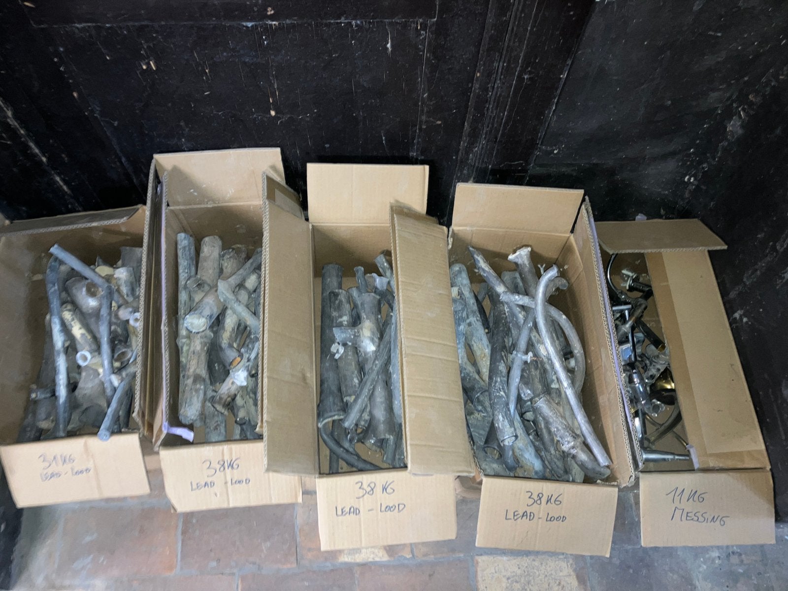 Lood-oud ijzer-brons af te halen, Enlèvement, Utilisé, 100 à 250 mm, Autres types