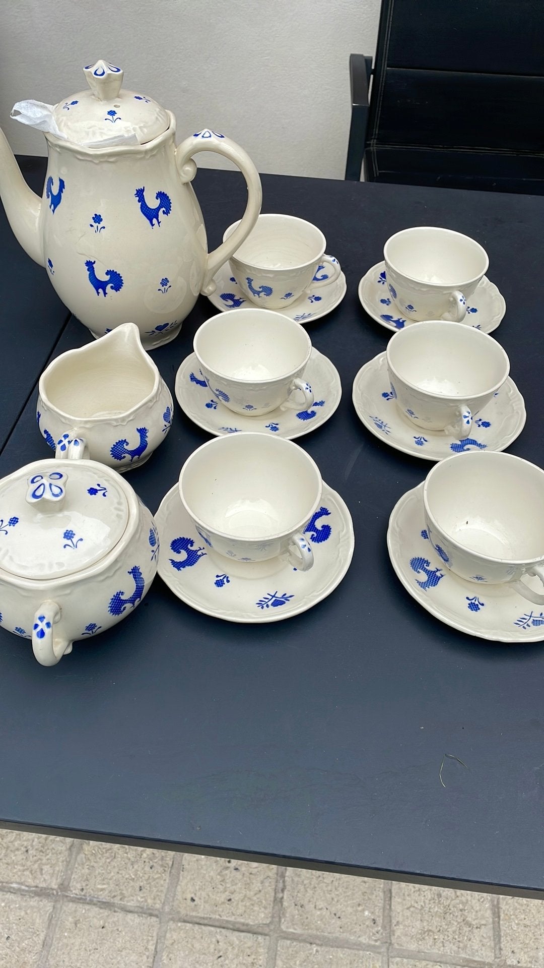 Mooi boch servies, Enlèvement