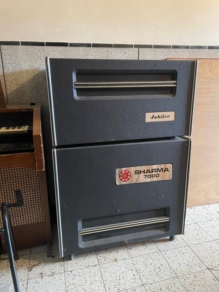 Sharma Jubilee 7000 (roterende luidspreker/Leslie), Ophalen, Zo goed als nieuw