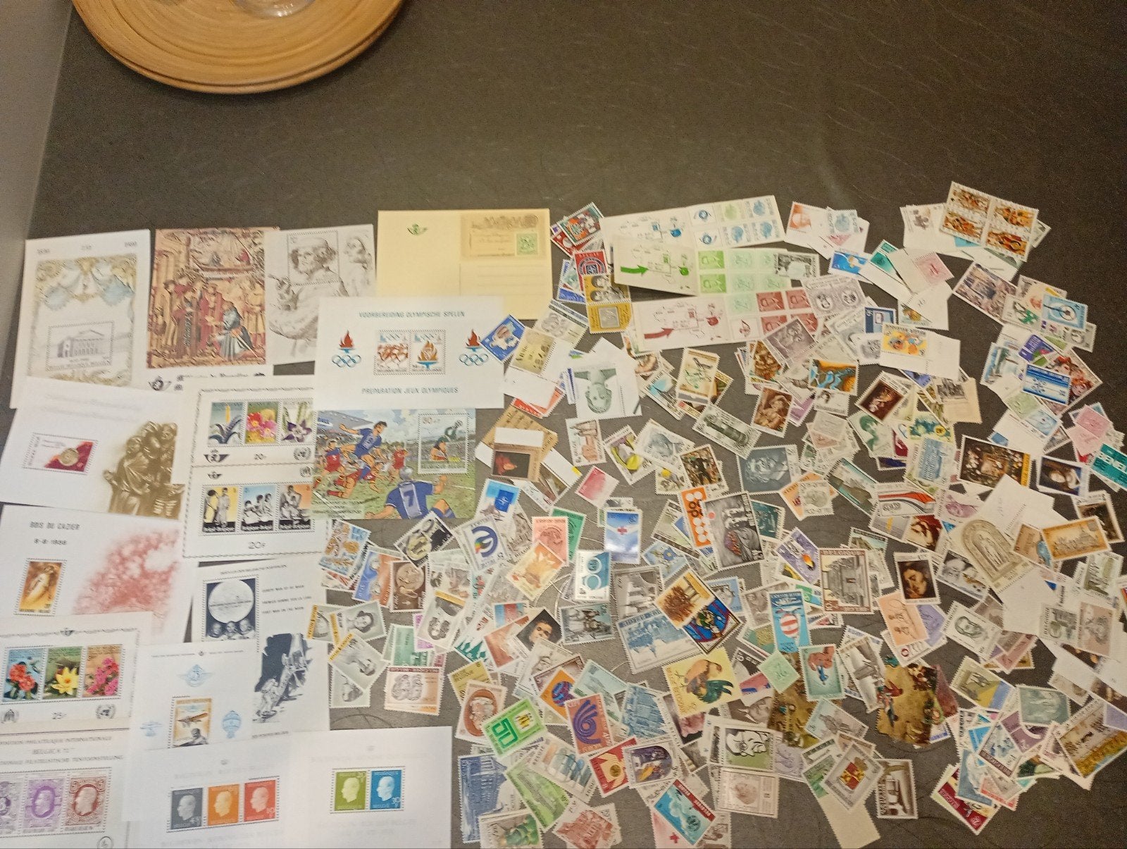 M3) joli lot de timbres neufs Belgique, Enlèvement ou Envoi