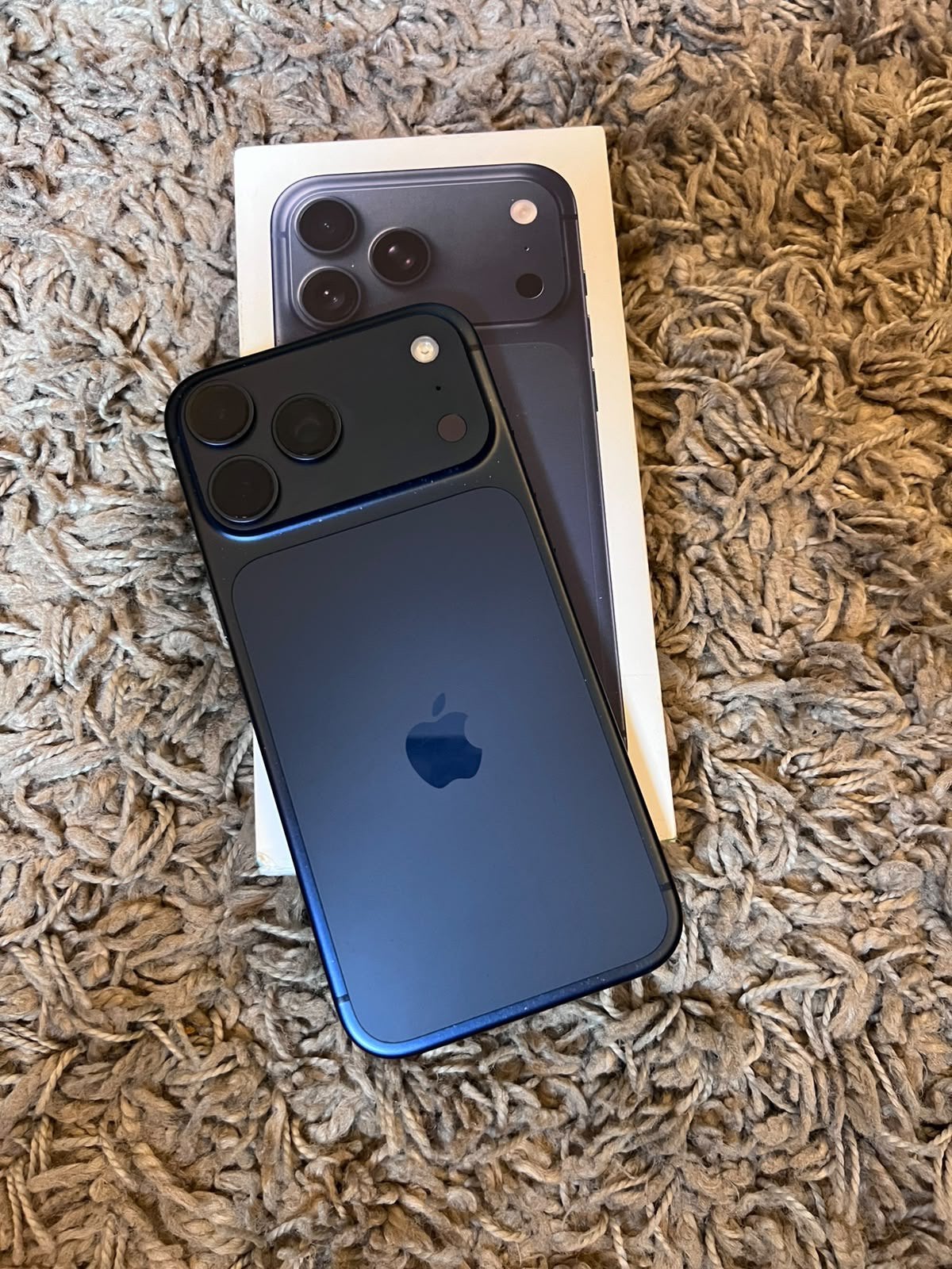 iPhone 17 pro max, Zo goed als nieuw, Zonder simlock, Zonder abonnement, 95 %