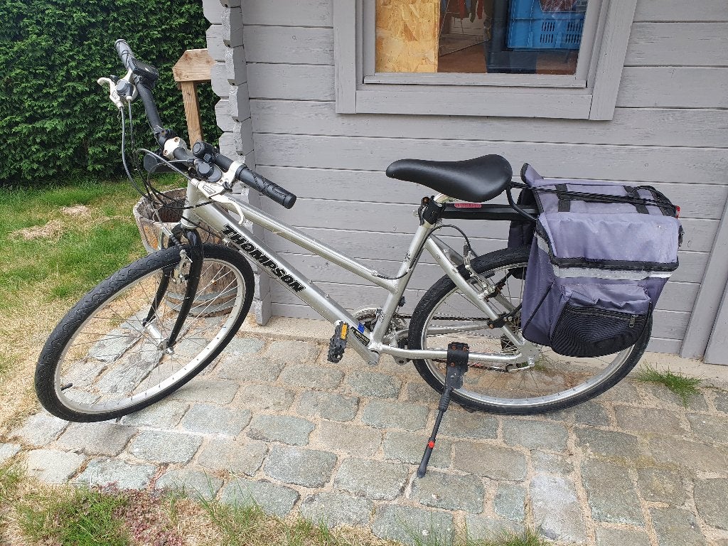 Vélo de ville Thompson 14 vitesses pour femmes avec sacoche, Vélos & Vélomoteurs, Vélos | Femmes | Vélos pour femme, Enlèvement