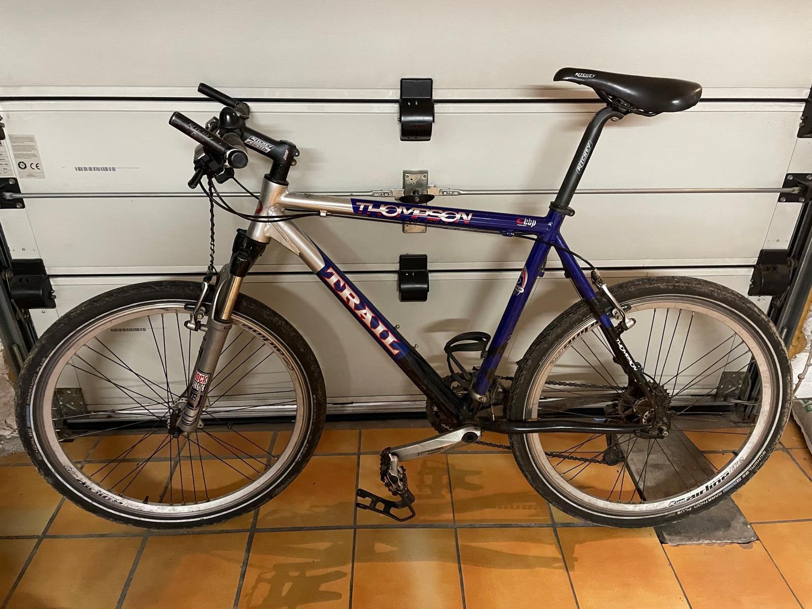 Fiets heren - Thompson Trail, Vélos & Vélomoteurs, Vélos | Hommes | Vélos de sport & Vélo de randonnée, Enlèvement, Utilisé, Autres marques