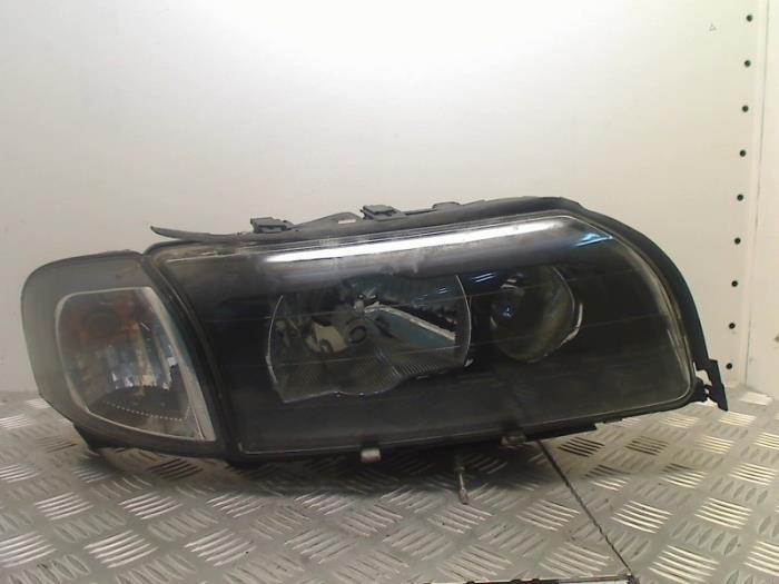Phare droit d'un Volvo S80, Autos : Pièces & Accessoires, Éclairage, Volvo, Utilisé, 3 mois de garantie, Enlèvement ou Envoi