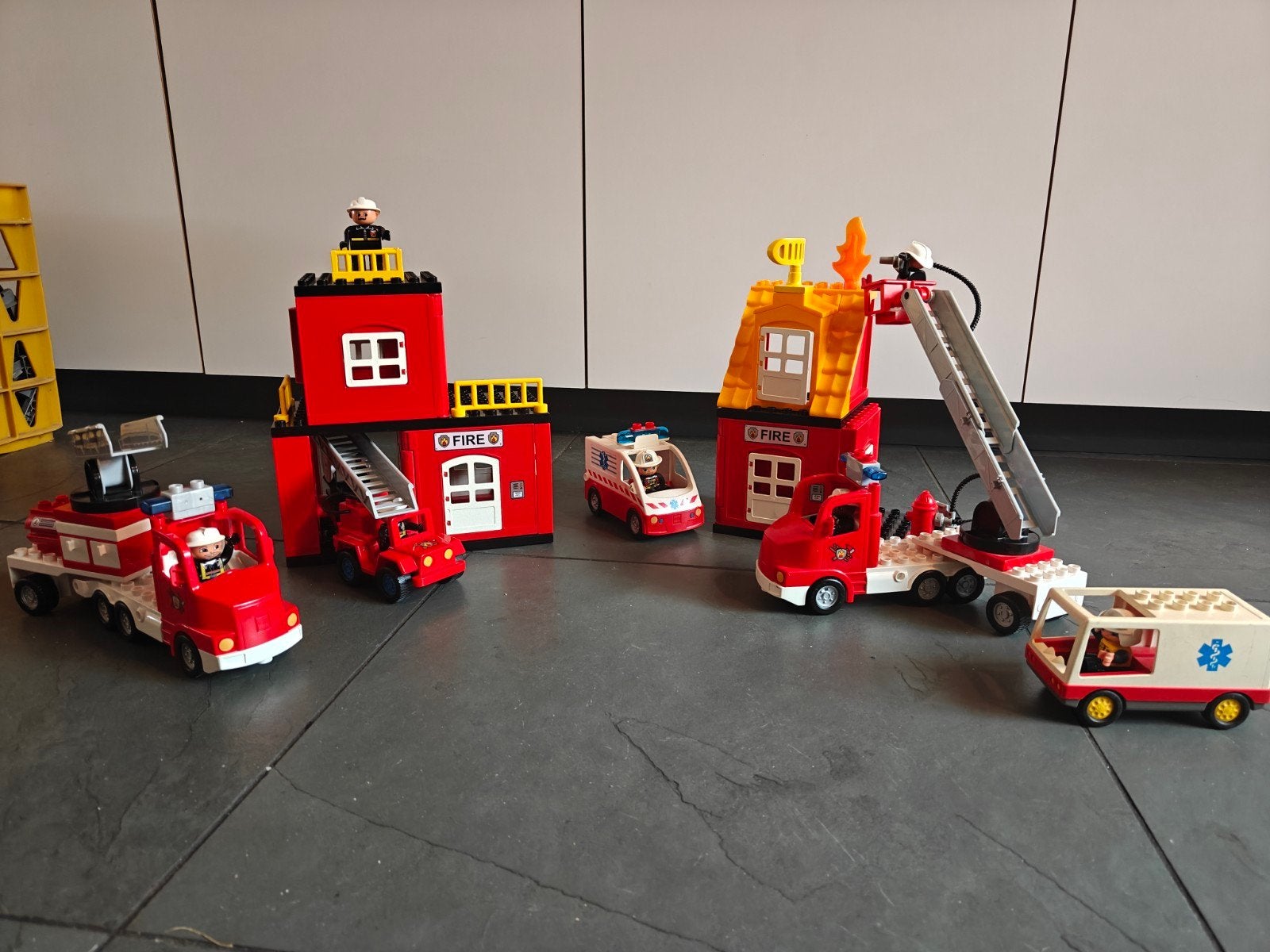 Duplo Brandweer, Ophalen
