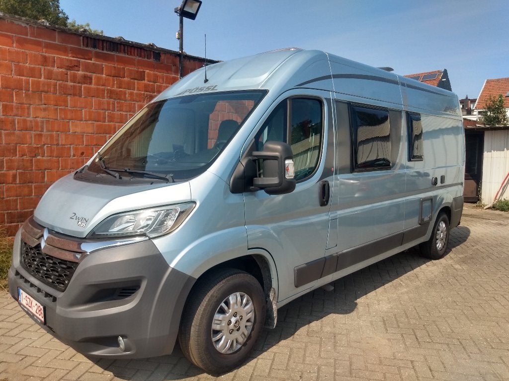 camping-cars, Auvent, Boîte manuelle, Pössl, 5 à 6 mètres