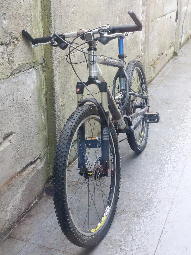 Vtt lapierre full option roue en  tubless, Vélos & Vélomoteurs, Enlèvement