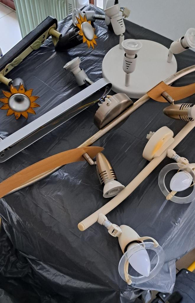 06 plafonniers halogènes, Maison & Meubles, Lampes | Spots, Halogène