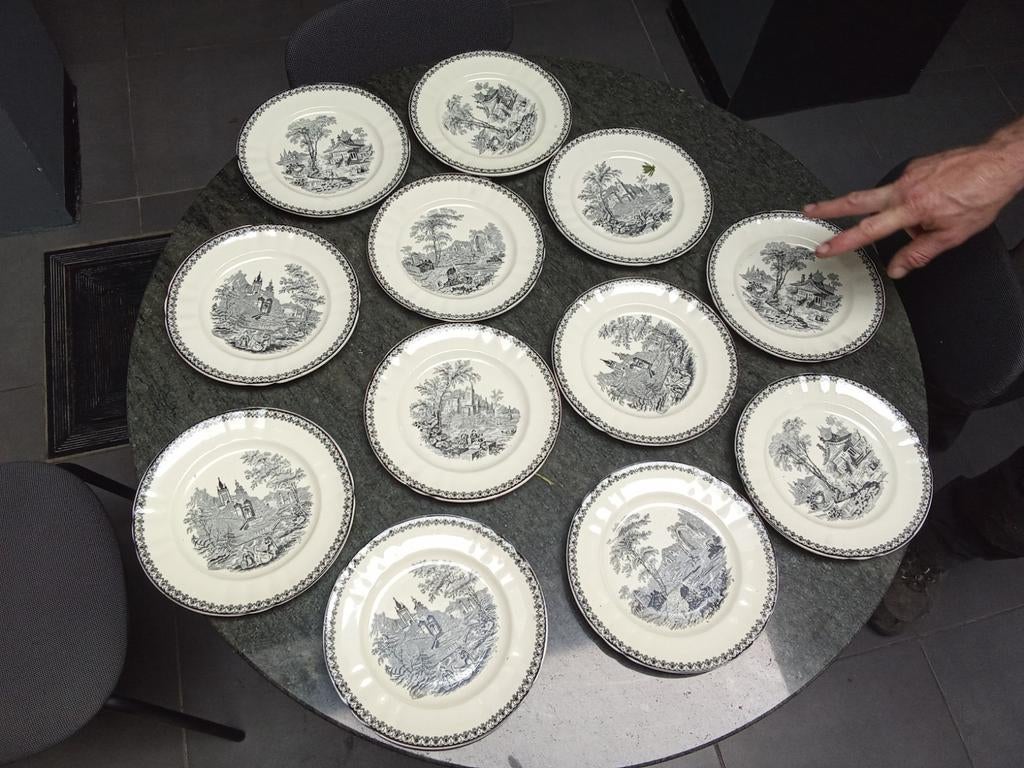 Vaisselle assiettes faïence nimy, Enlèvement